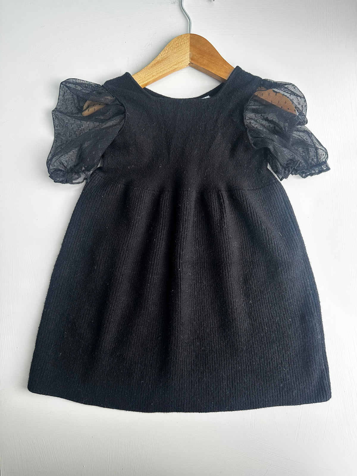 Robe noire Zara 3-4 ans | Seconde main