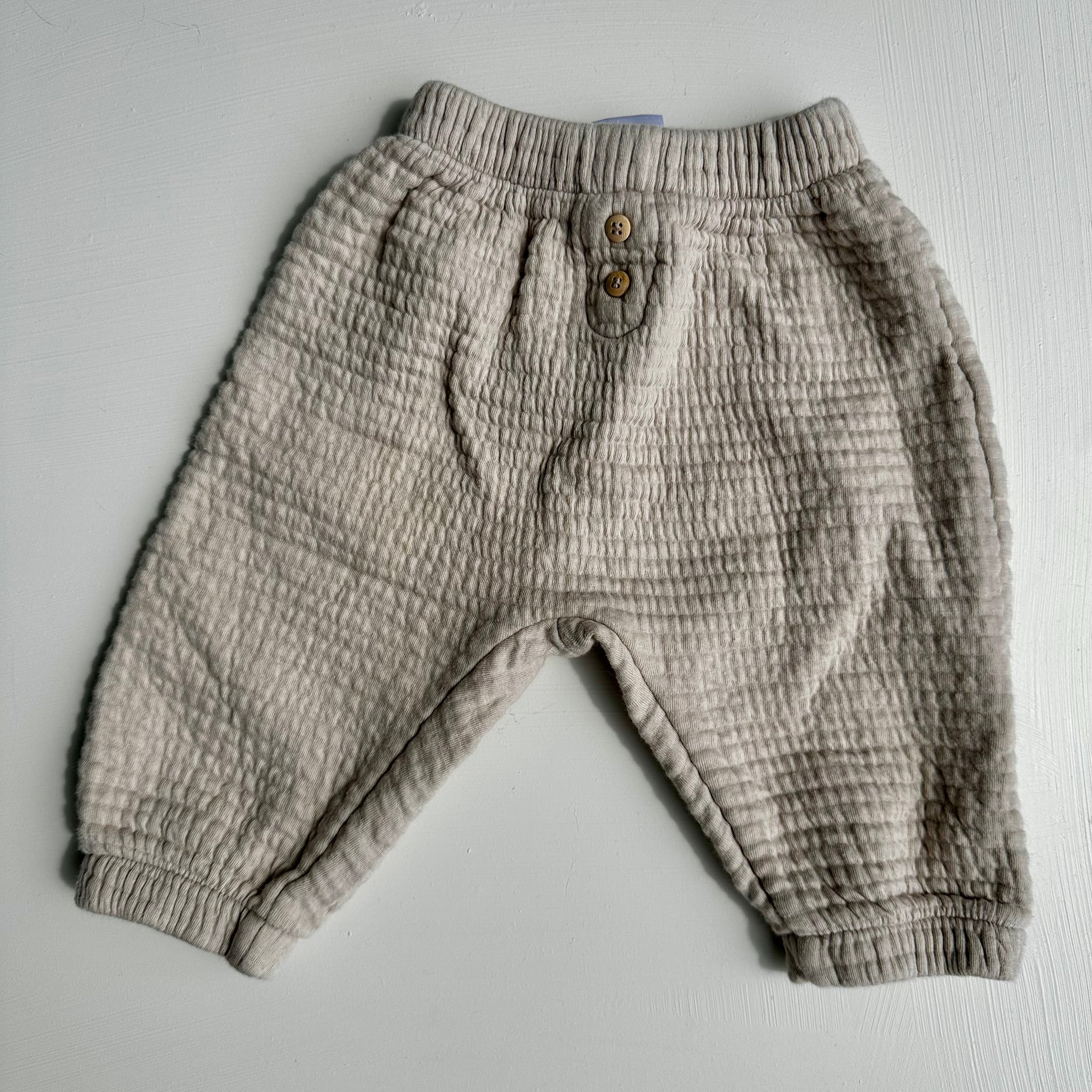 Pantalon beige gaufré Zara 6-9 mois | Seconde main