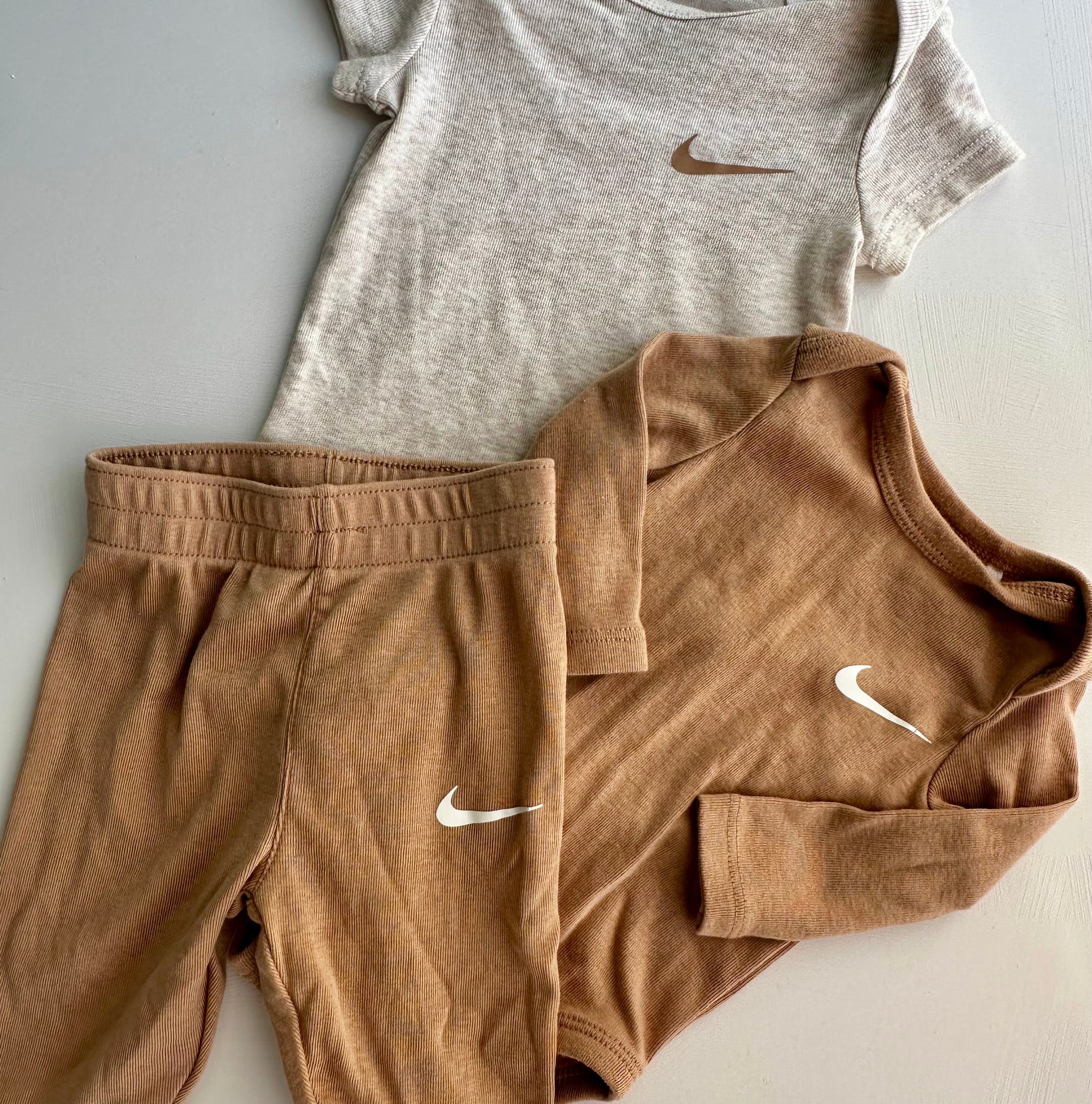 Ensemble 3 pièces 3 mois Nike | Seconde main