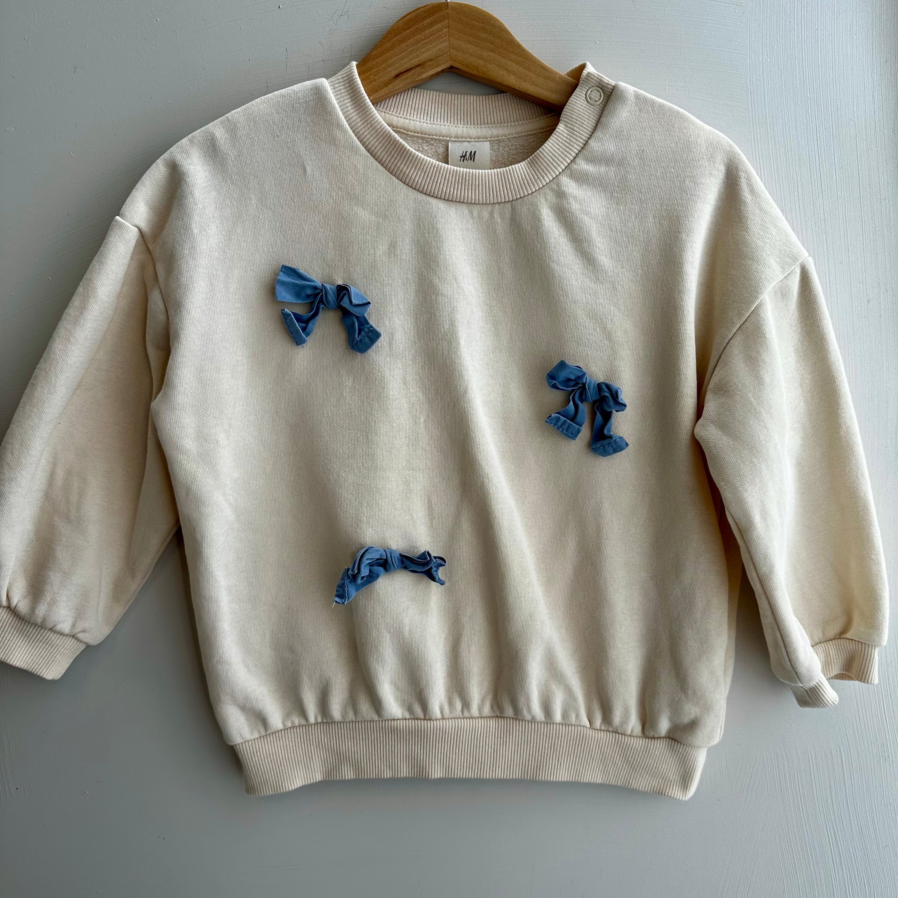 Pull léger à boucles H&M 1 1/2-2 ans  | Seconde main (Mini imperfection*)