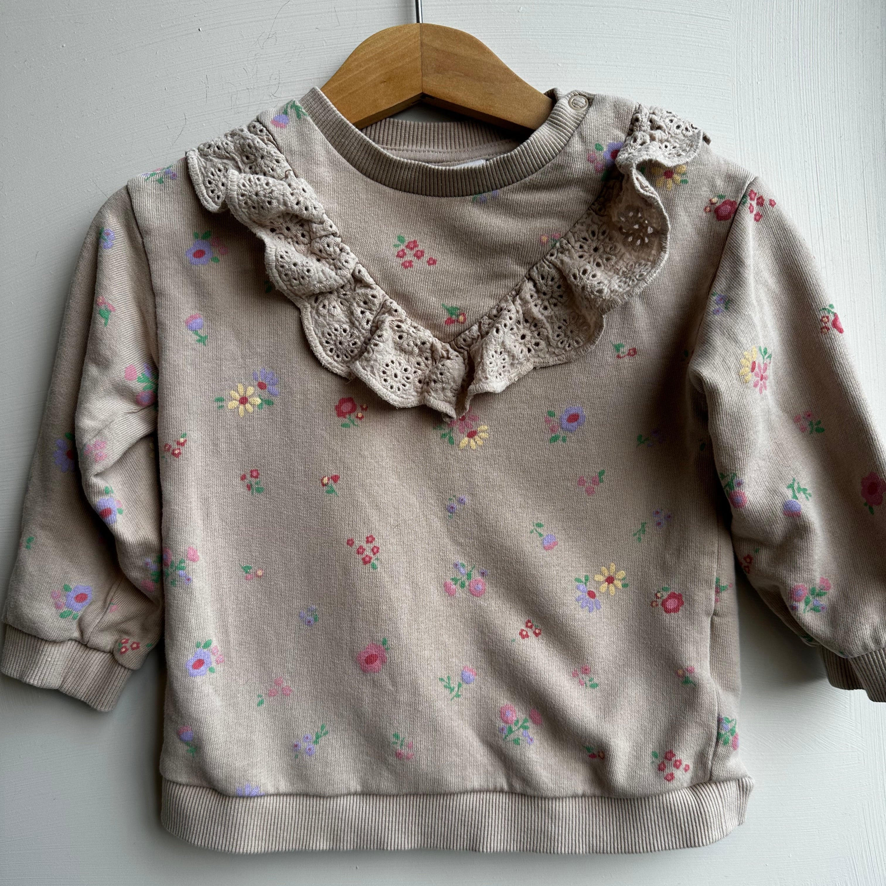 Pull fleurs H&M 12-18 mois | Seconde main