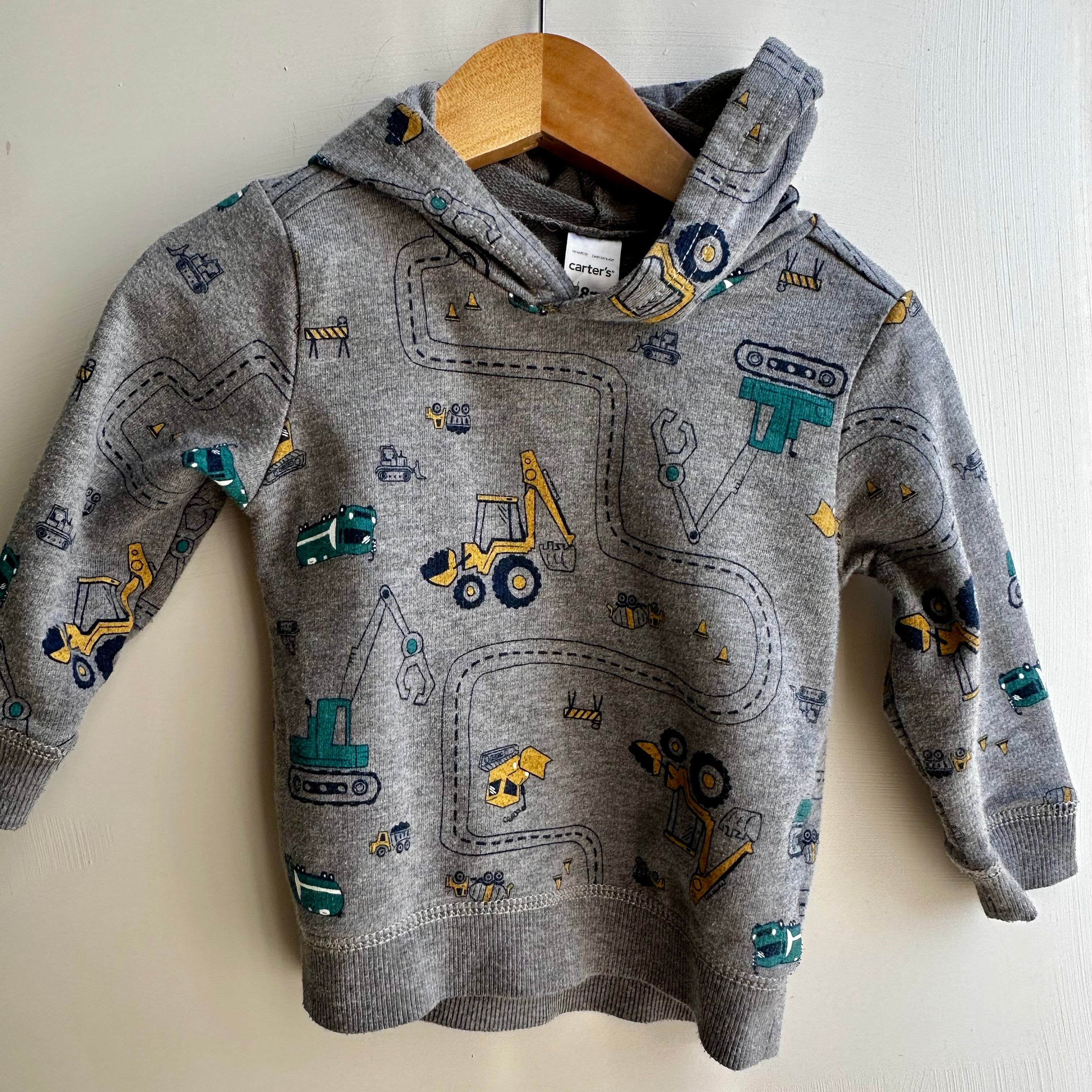 Pull à capuchon construction Carter’s 18 mois | Seconde main