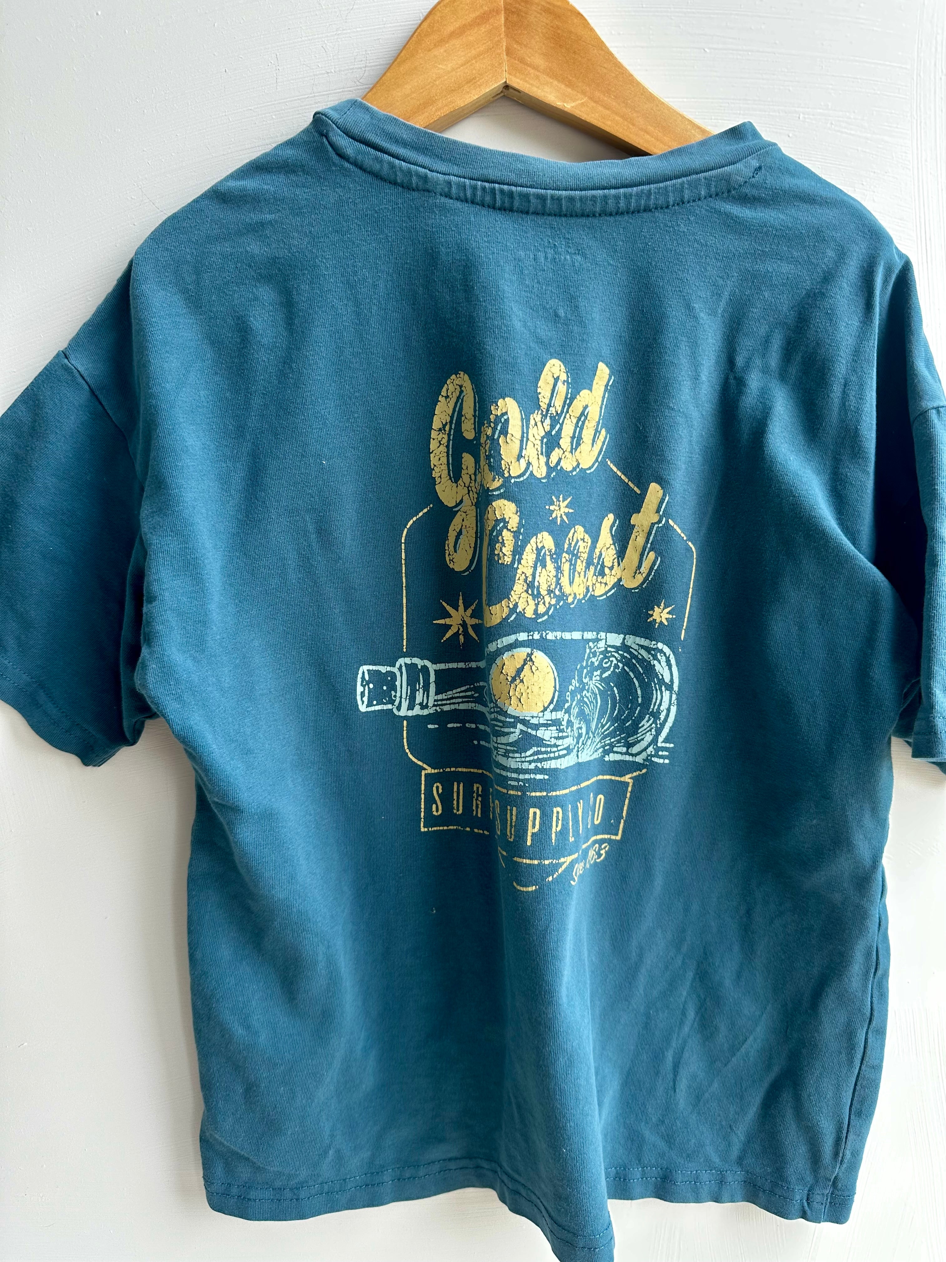 T-shirt Surface 6 ans | Seconde main (inscription au dos)