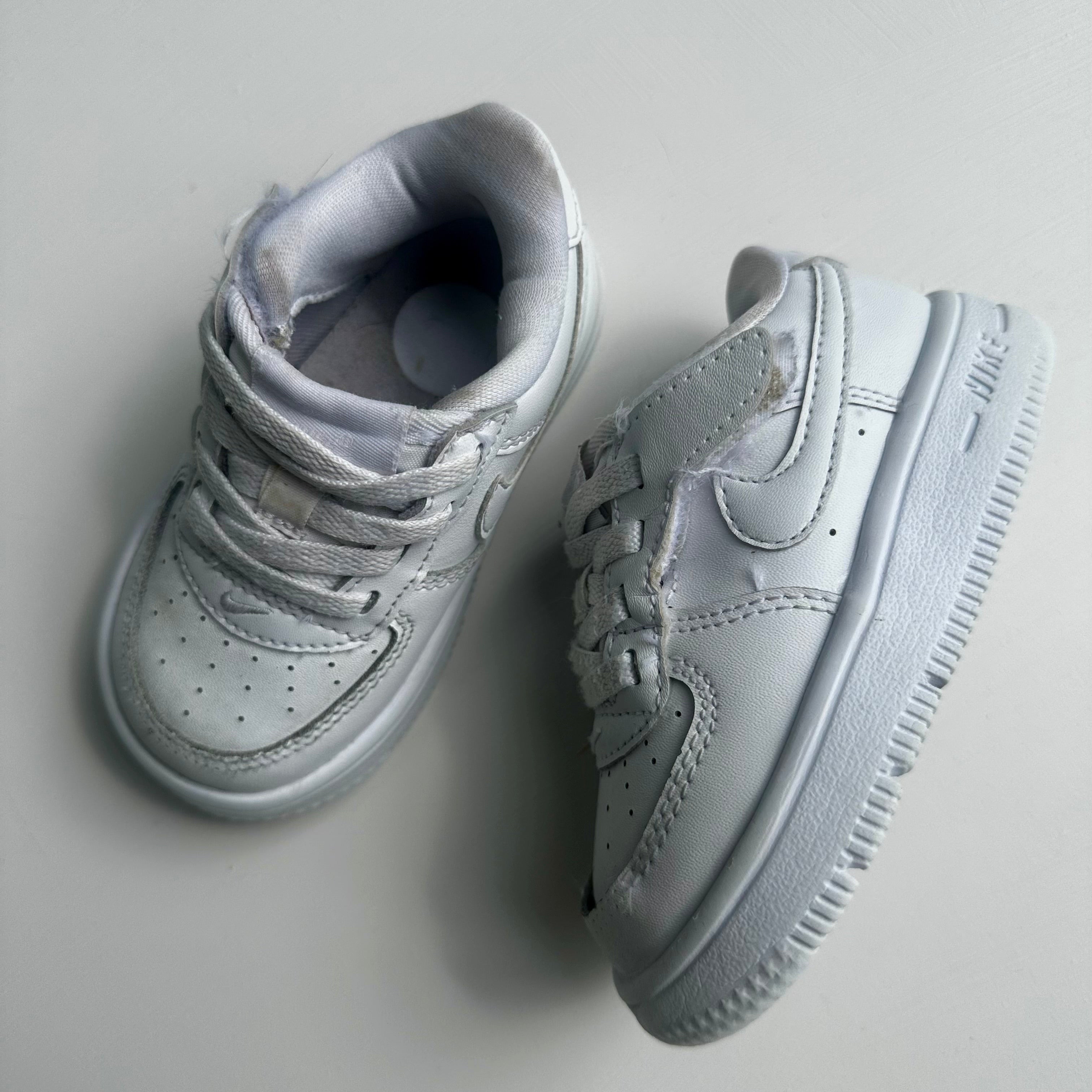 chaussures Nike Force 1 Low EasyOn 5.5