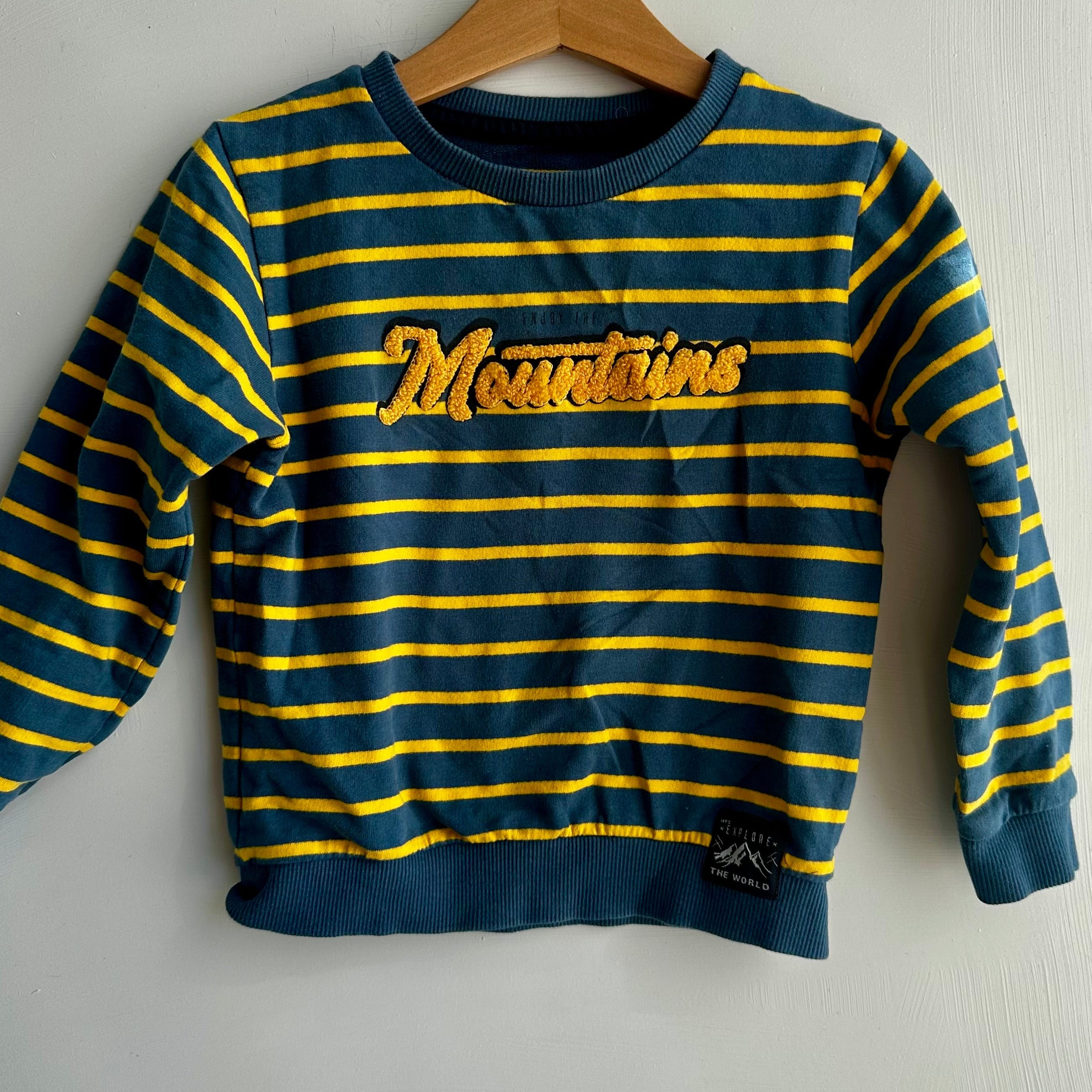 Pull enjoy the Montains DjDutch 4 ans | Seconde main