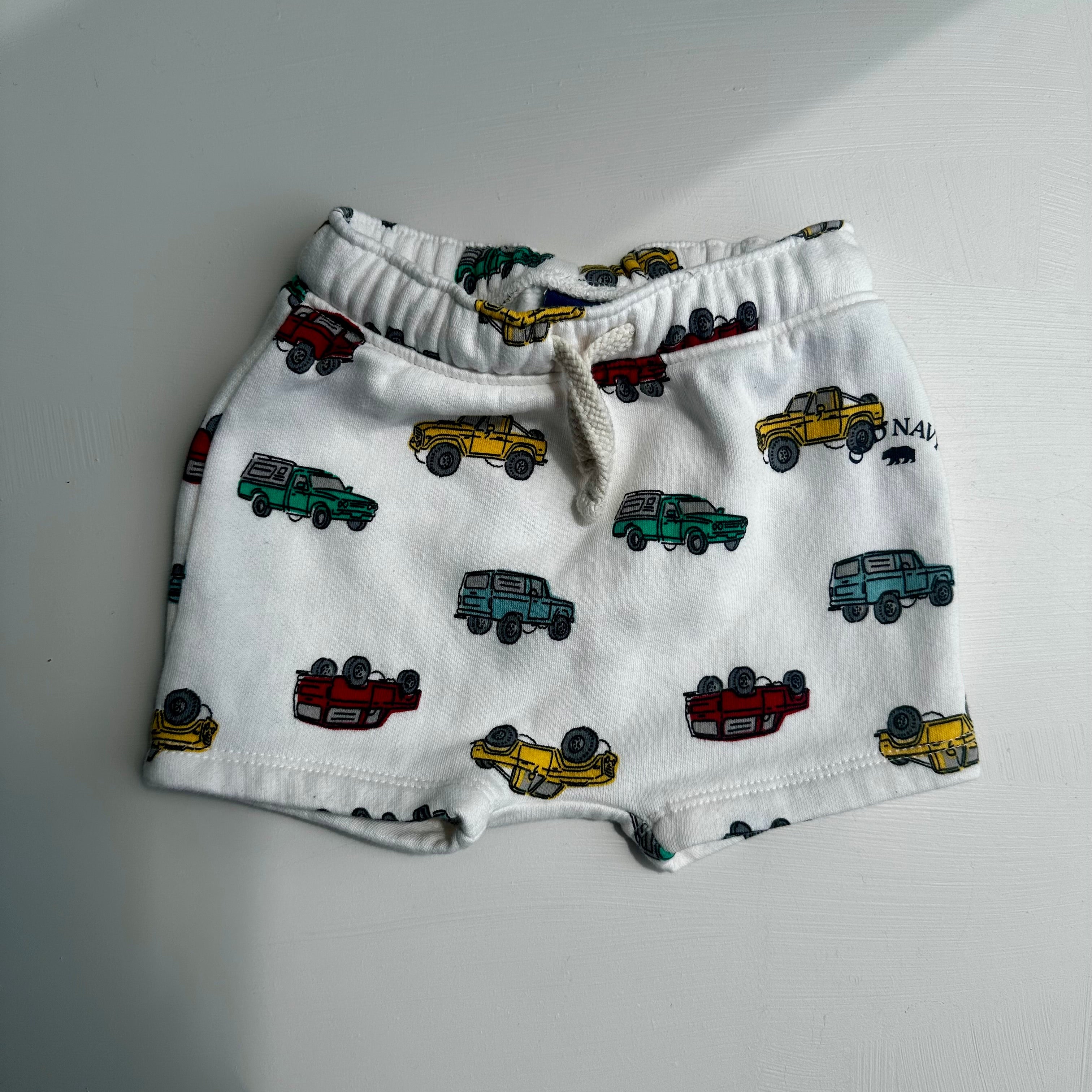 Short blanche camions Old Navy 6-12 mois | Seconde main