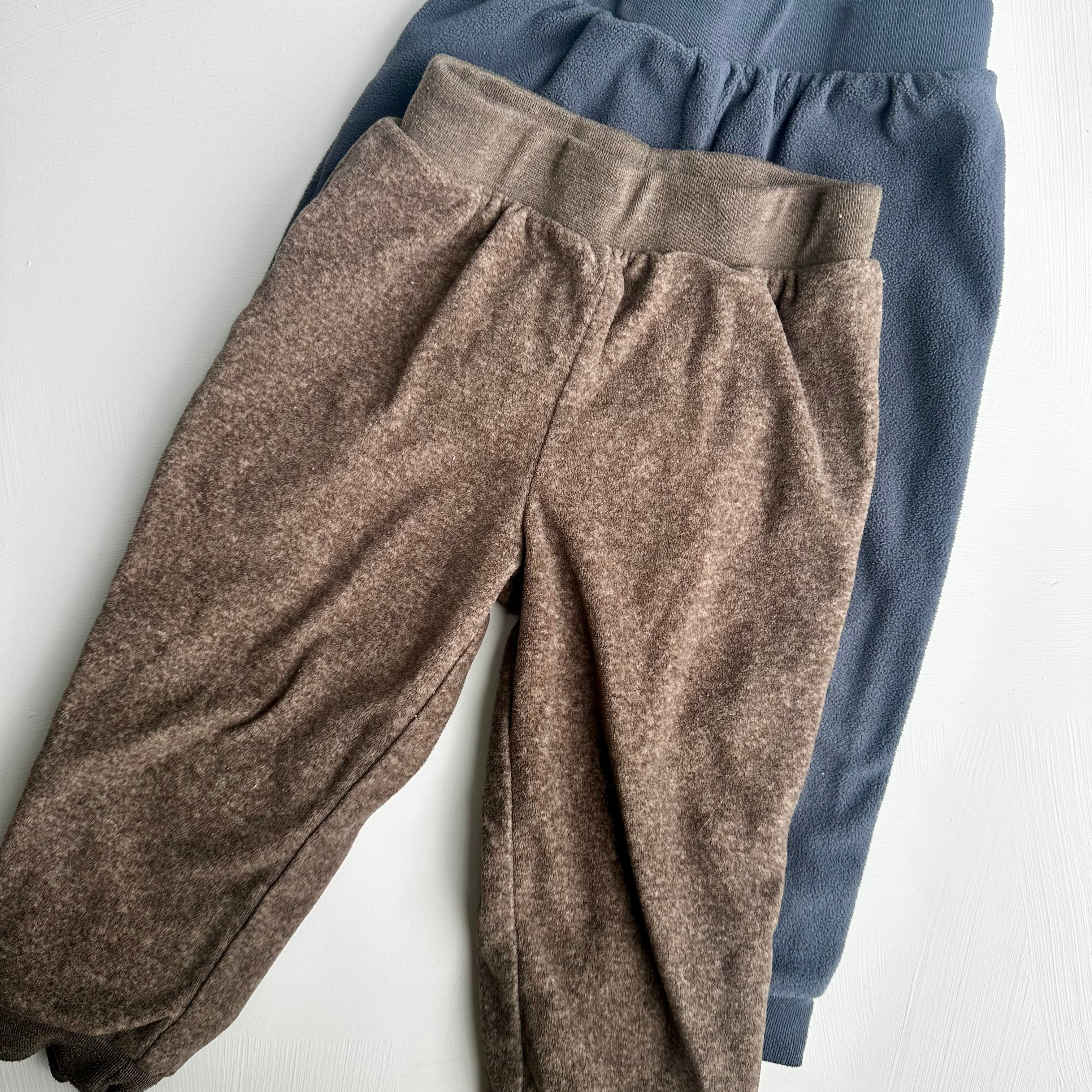 Duo de pantalons Carter’s 24 mois | seconde main (Polar)